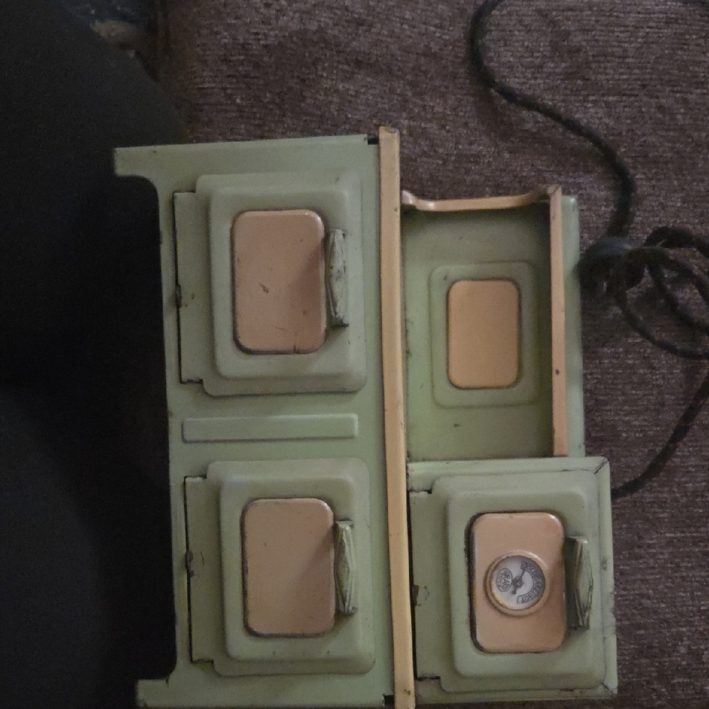 Vintage Girard Tin Toys Electric Toy Range Old .